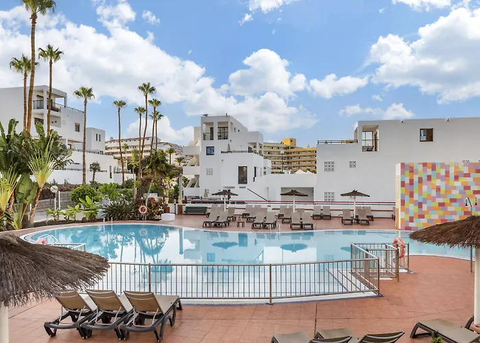 Sunset Bay Club 아파트호텔