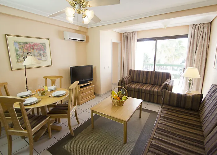 Sunset Bay Club 아파트호텔