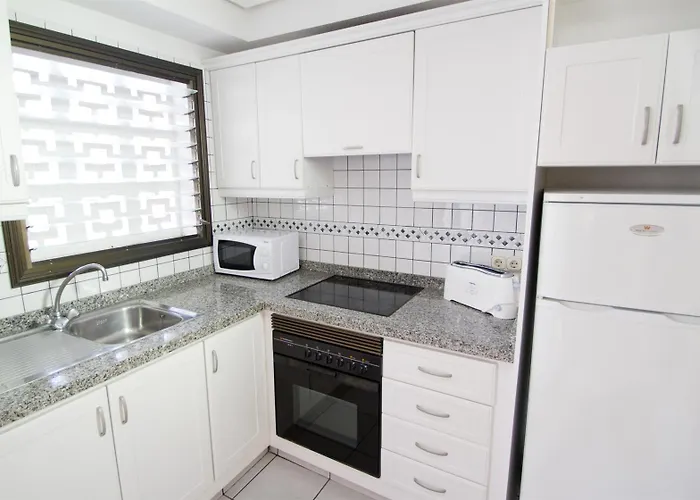 아파트호텔 Sunset Bay Club 4*