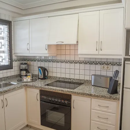 Lägenhetshotell Sunset Bay Club 4*