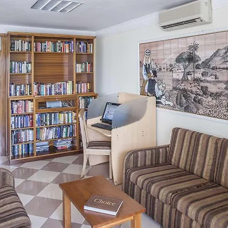 Hotel apartamentowy Sunset Bay Club