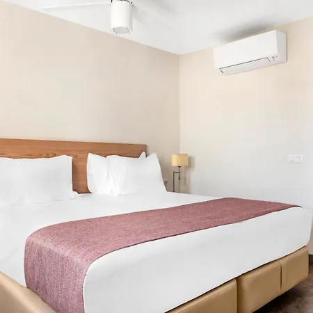 Sunset Bay Club Hotel apartamentowy 4*