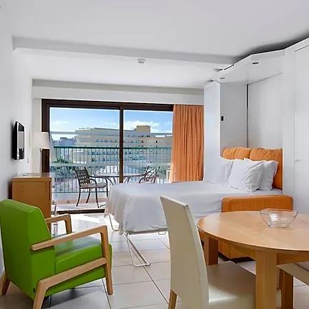 Sunset Bay Club Aparthotel