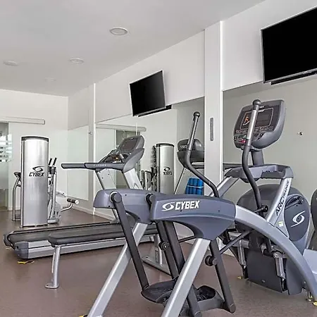 Sunset Bay Club Apartmanhotel