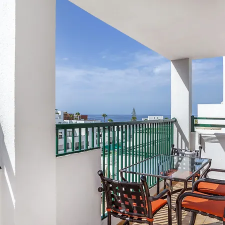 Sunset Bay Club Apart-hotel