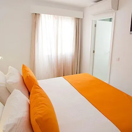 Sunset Bay Club شقة فندقية 4*