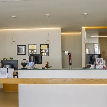 Hotel apartamentowy Sunset Bay Club